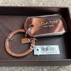 NIB/NWT Coach Hangtag Key Ring / Key Fob Rose Gold Leather